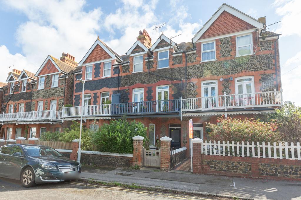 General Flat 3, 12 C