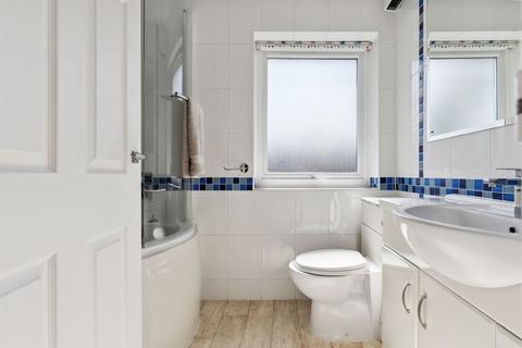 42 Guy Road, Wallington, SM6 7LY
