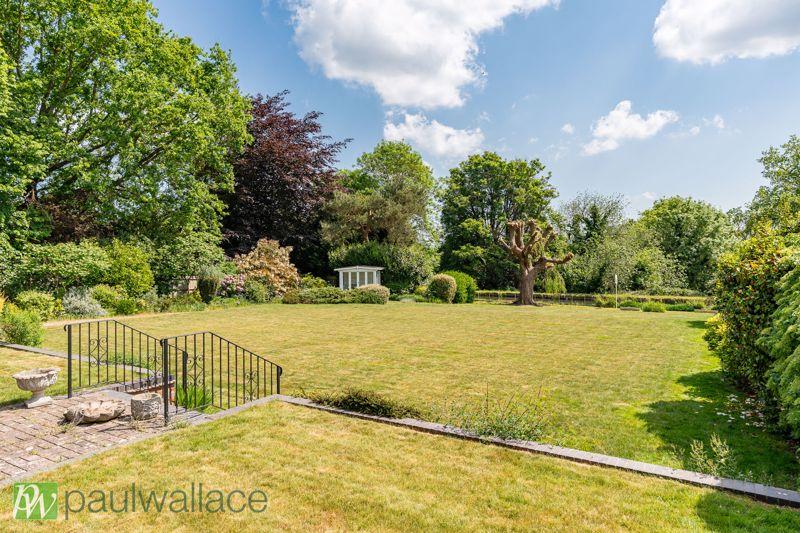 145' Rear Garden