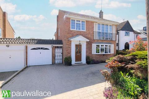 4 bedroom detached house for sale, West Hill Road, Hoddesdon