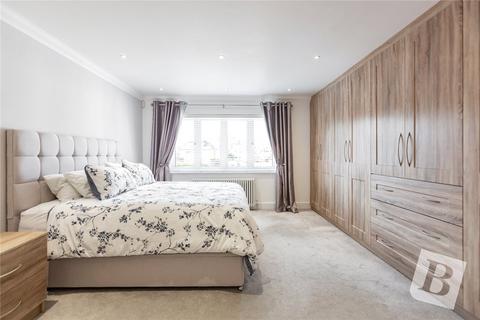 5 bedroom detached house for sale, Nelmes Close, Emerson Park, RM11