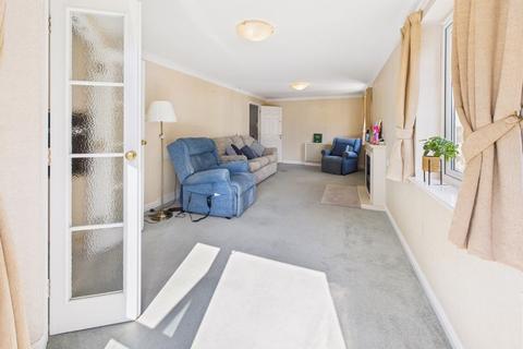 2 bedroom retirement property for sale, ASPREY COURT, STAFFORD ROAD, CATERHAM VALLEY