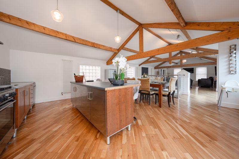 Kitchen/ dinning...