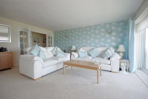 3 bedroom apartment for sale, West Point, Lee-On-The-Solent, PO13
