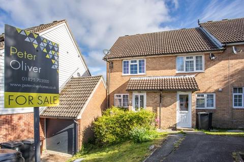 6 Alder Close, Heathfield, TN21 8BY