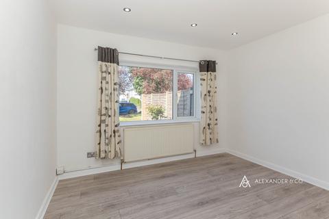 3 bedroom semi-detached house to rent, Aylesbury HP19