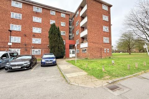 1 bedroom apartment for sale, Old Ruislip Road, Northolt