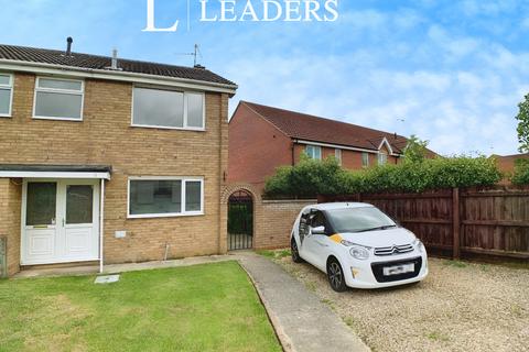 3 bedroom semi-detached house to rent, Mercia Gardens, Bourne PE9