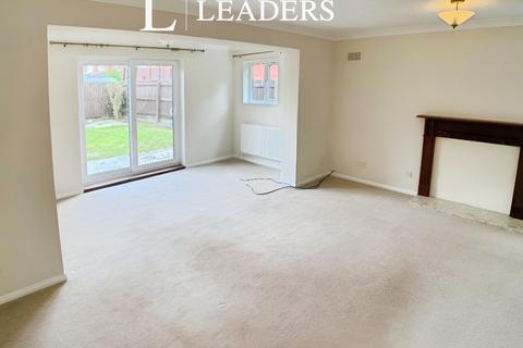 3 bedroom semi-detached house to rent, Mercia Gardens, Bourne PE9