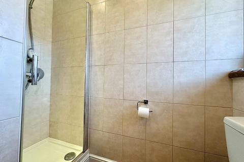 9 Downsway, Northampton, NN4 0TD
