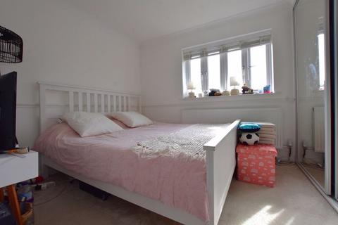 undefined, Dromey Gardens, Harrow Weald