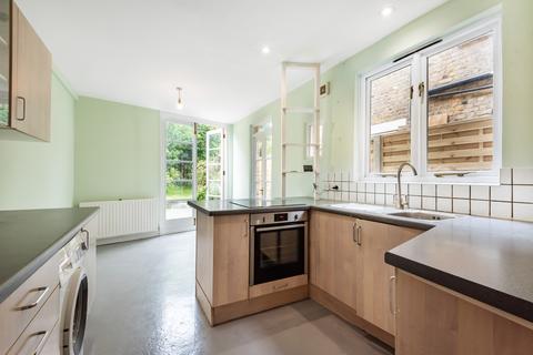 3 bedroom end of terrace house to rent, Fawe Park Road Putney SW15