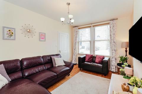 3 bedroom semi-detached house for sale, Valley Mount, Harrogate