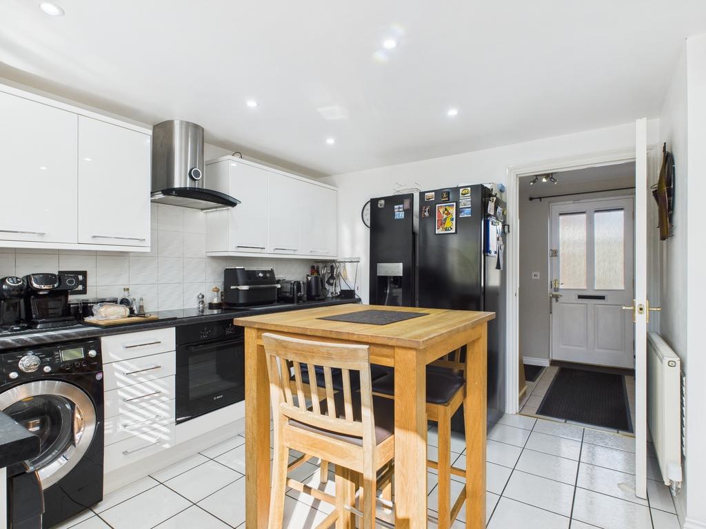 Breakfast/kitchen