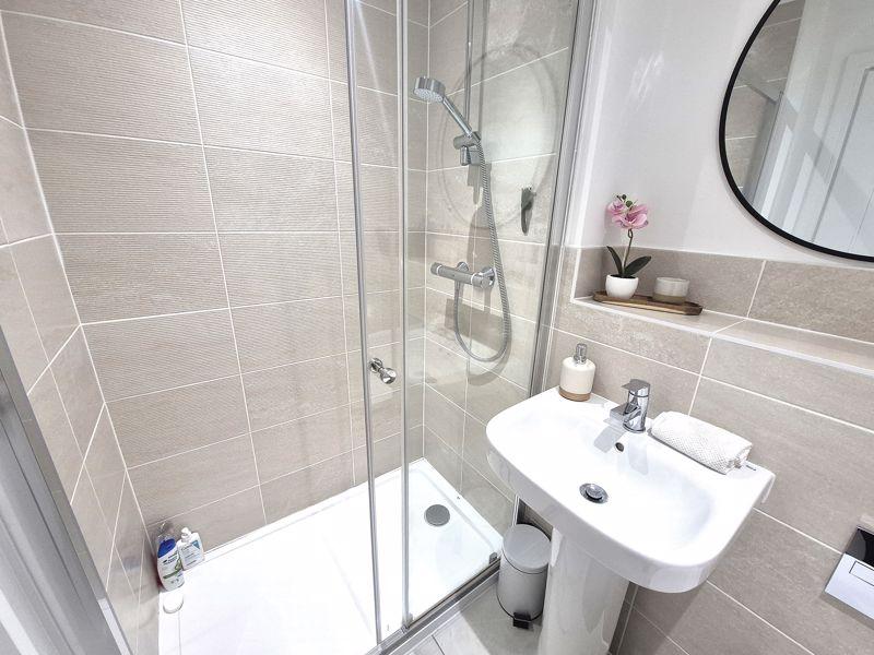 Ensuite Shower Room