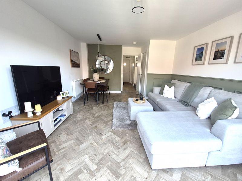 Lounge Dining Room