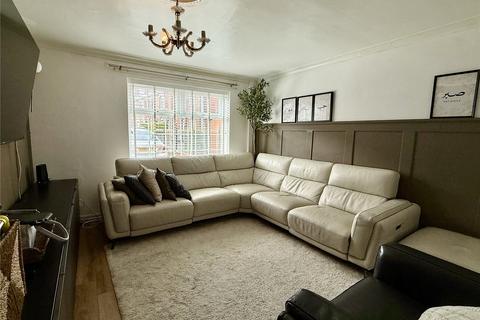 4 bedroom end of terrace house for sale, Oak Street, Shaw, Oldham, Greater Manchester, OL2