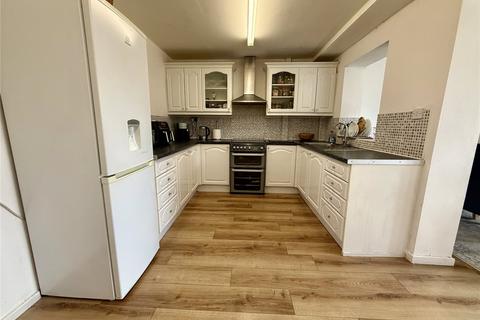 4 bedroom end of terrace house for sale, Oak Street, Shaw, Oldham, Greater Manchester, OL2