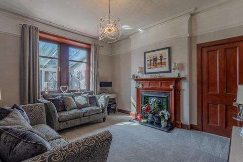 5 bedroom end of terrace house for sale, Woodhead Road, Chryston, Glasgow, G69 9JE
