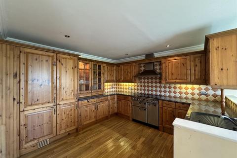 undefined, Ffairfach, Llandeilo
