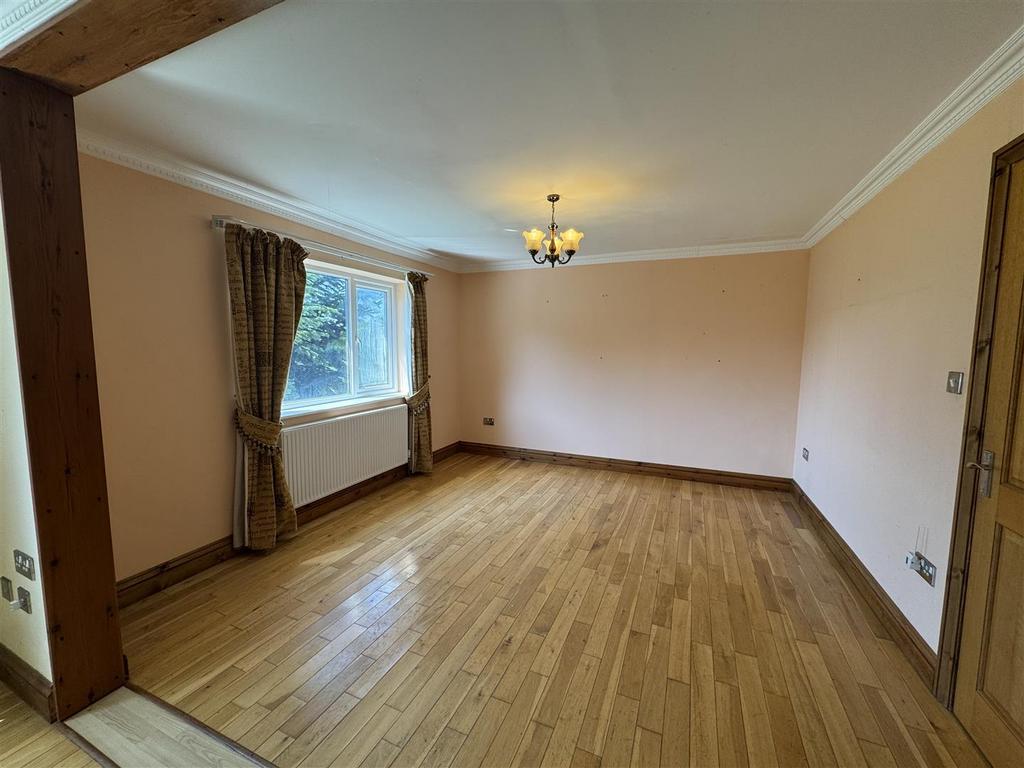 Another room aspect