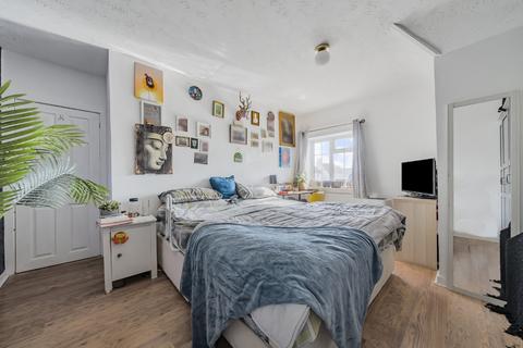 19 Howard Close, Southampton, SO18 2LJ