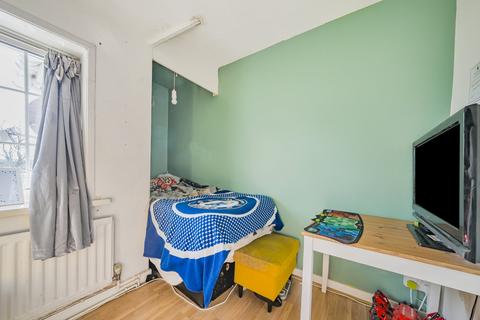 19 Howard Close, Southampton, SO18 2LJ