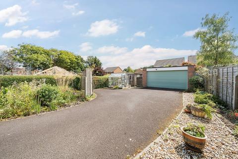 284 Brook Lane, Sarisbury Green, Southampton, SO31 7DP