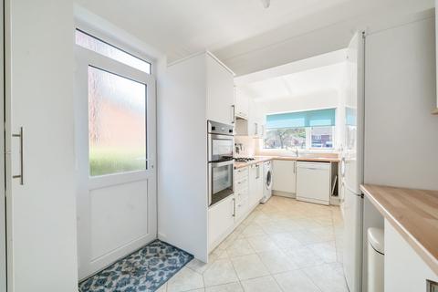 284 Brook Lane, Sarisbury Green, Southampton, SO31 7DP