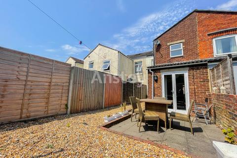 Milton Road, Southampton SO15