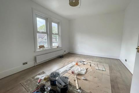 5 bedroom semi-detached house to rent, Burgess Road, Southampton SO16