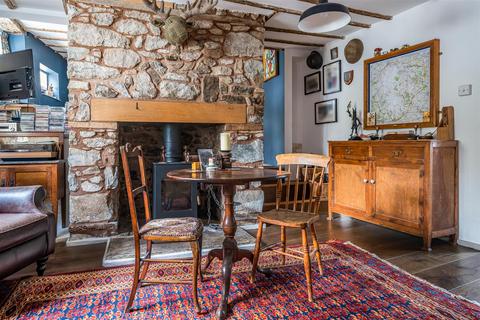 Crowethorn Village Road, Christow, Exeter, EX6 7NG