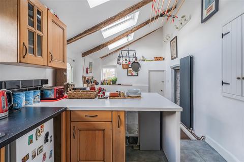 Crowethorn Village Road, Christow, Exeter, EX6 7NG