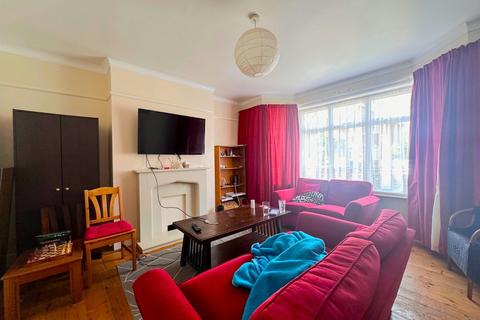 undefined, Bridlington Avenue, Hampshire SO15