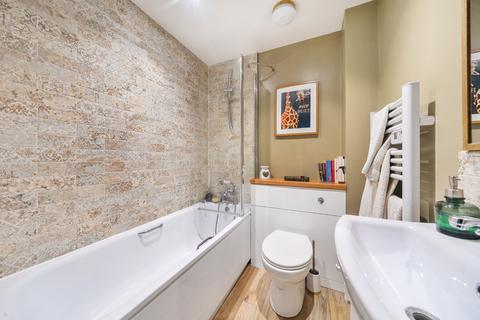 88 Atlantic Close, Ocean Village, Southampton, SO14 3TB