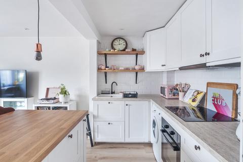 88 Atlantic Close, Ocean Village, Southampton, SO14 3TB