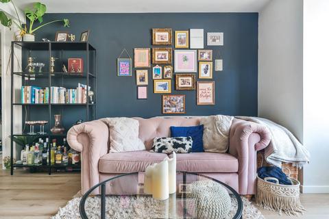88 Atlantic Close, Ocean Village, Southampton, SO14 3TB