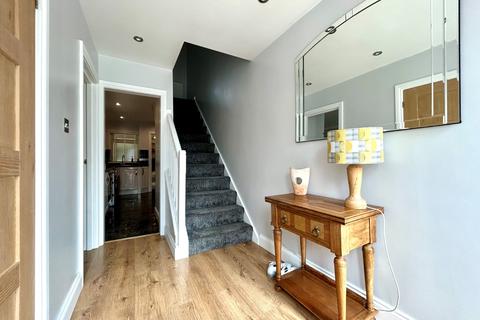 56 Pembrey Close, Southampton, SO16 8HE