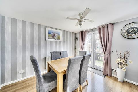 2 bedroom house for sale, Guernsey Close, Southampton, Hampshire, SO16