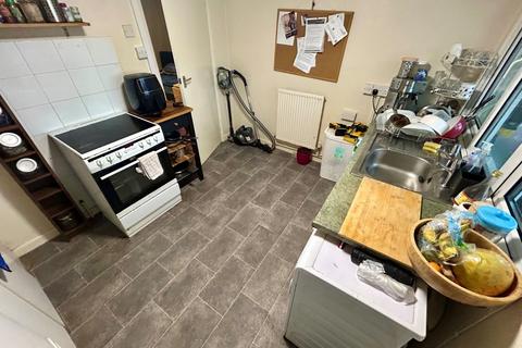 2 bedroom flat for sale, Waterloo Road, Freemantle, Southampton, Hampshire, SO15