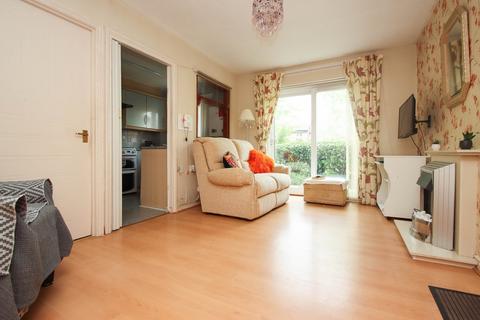 1 bedroom apartment for sale, The Spinney, Urmston, Manchester, M41