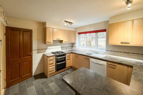 4 bedroom detached house for sale, Benomley Road, Huddersfield HD5
