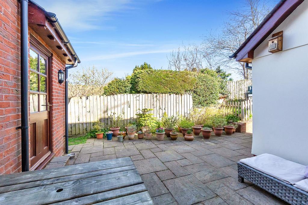 Patio garden