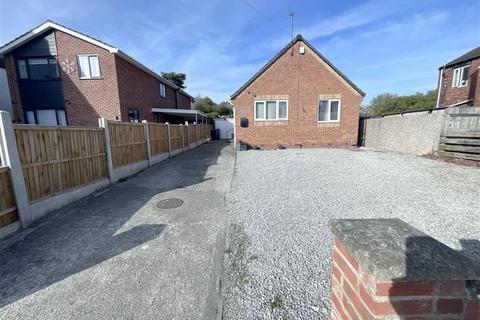 2 bedroom detached bungalow for sale, Alexandra Road, Sheffield, S26 4TB