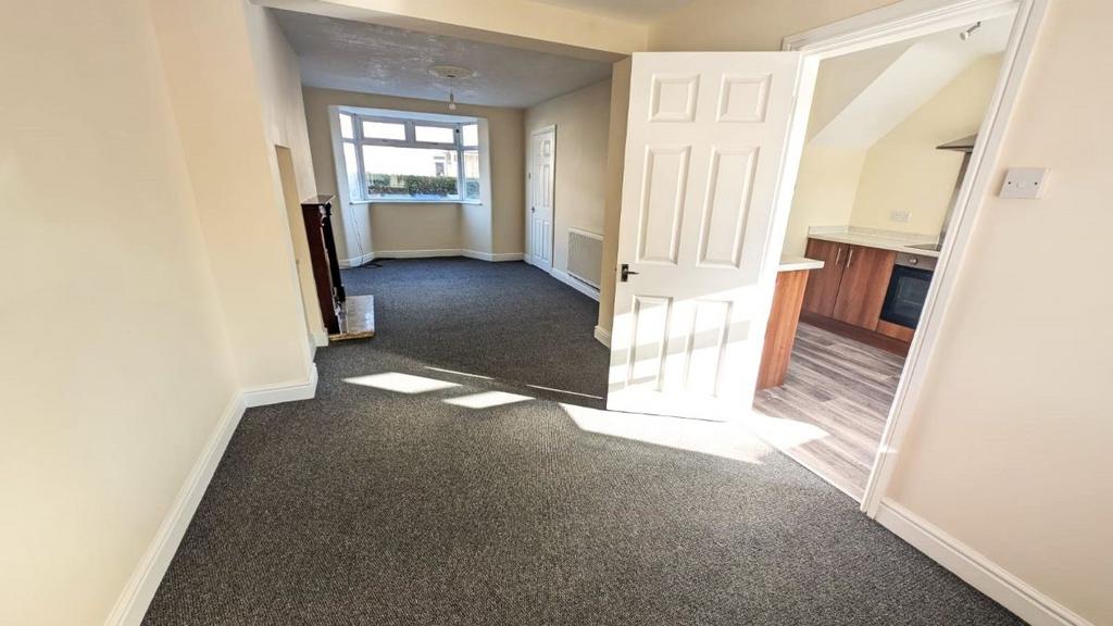 House in Grimsby - View 4