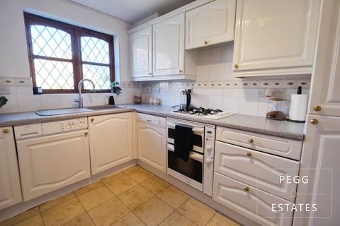 3 bedroom detached house for sale, Shearwater Drive, Torquay