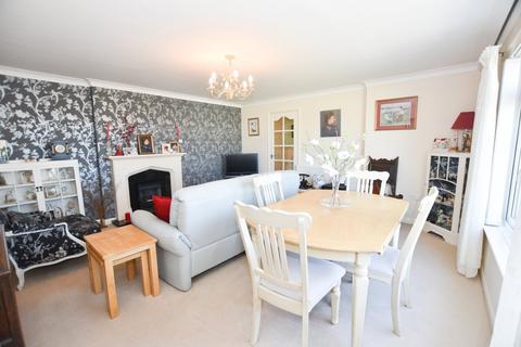 12 Chapel Close, Kehelland, Camborne, TR14 0DB