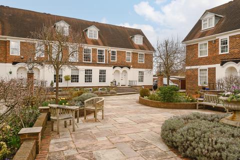 undefined, Cambisgate, London SW19