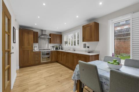 undefined, Saffron Crescent, Hertfordshire CM21