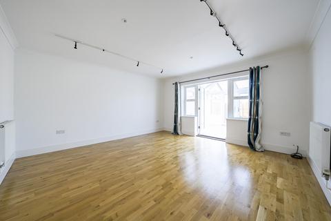 undefined, Blyth Court, Essex CB11